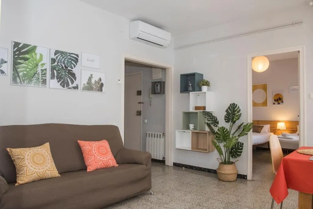 Sunny And Quiet Sagrada Familia Apartment Barcelona Spain