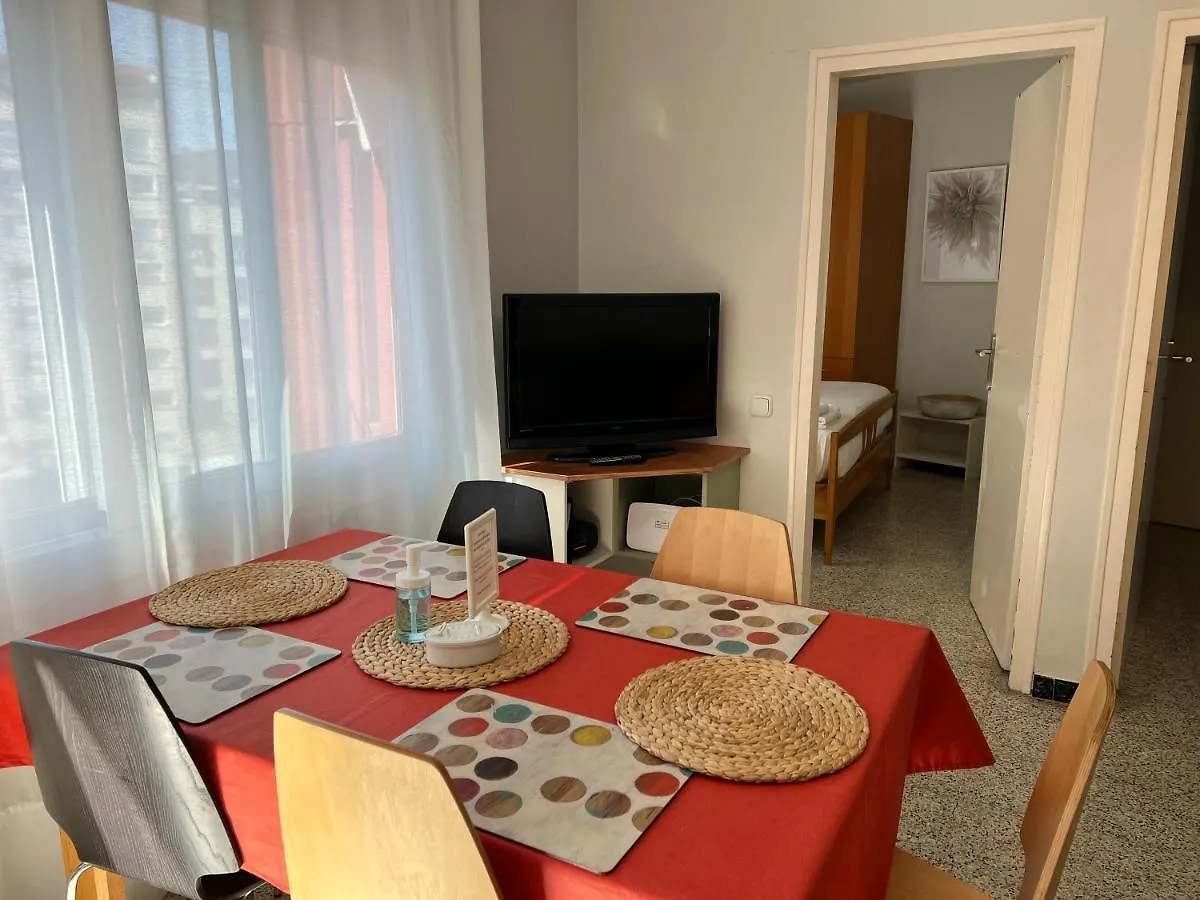 Apartmán Sunny And Quiet Sagrada Familia Barcelona 0*,  Španělsko